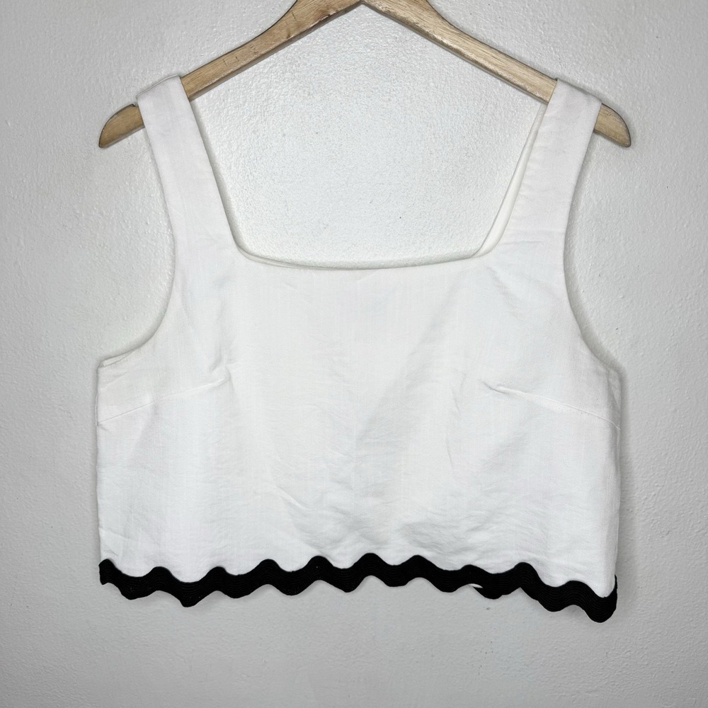 Pretty Garden White Black Cropped Lined Square Neck Tank Top Women's Large Beach